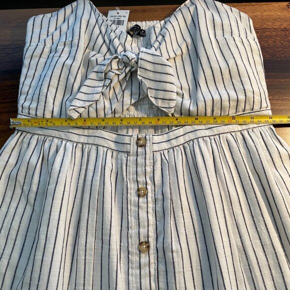 NWT Abercrombie Cut-Out Mini Dress - Picture 9 of 9